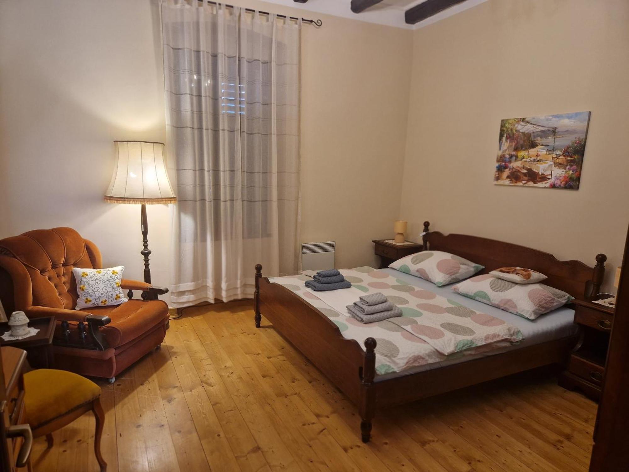Apartments Sena Pula Luaran gambar